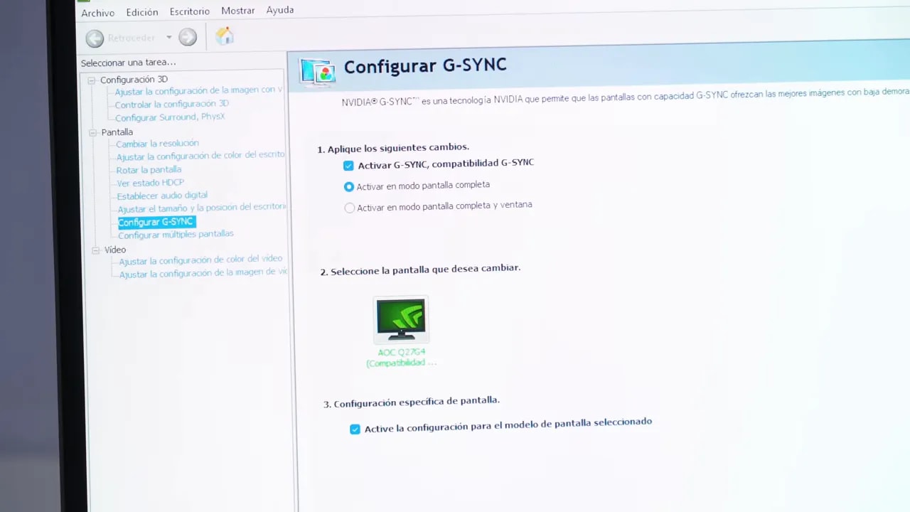 Pantalla de NVIDIA para activar G-SYNC y configurar el monitor AOC Q27G4XF