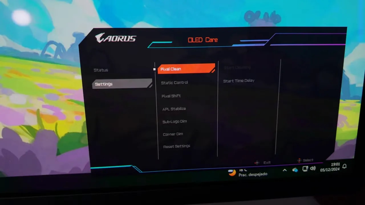 OSD OLED Care del AORUS FO32U2P mostrando Pixel Clean, Static Control, Pixel Shift y configuraciones de protección