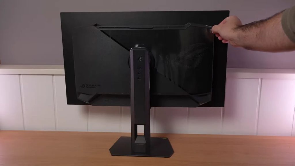 Adjustable monitor stand