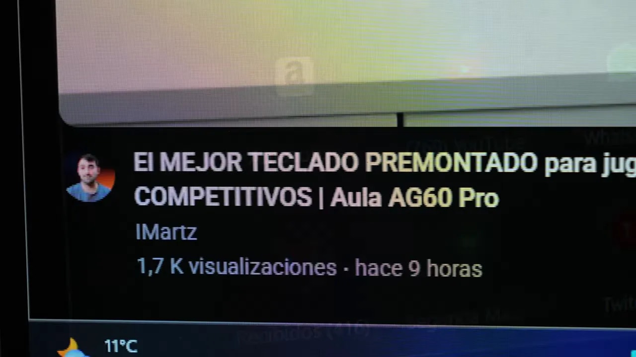 Captura de una pantalla con texto de un canal en YouTube