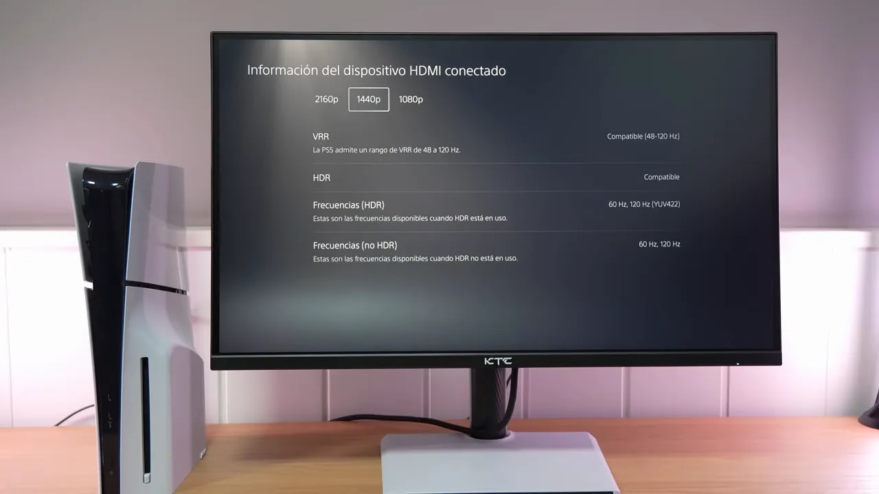 Menú de salida de vídeo del KTC H27E6 en pantalla mostrando configuración para PS5