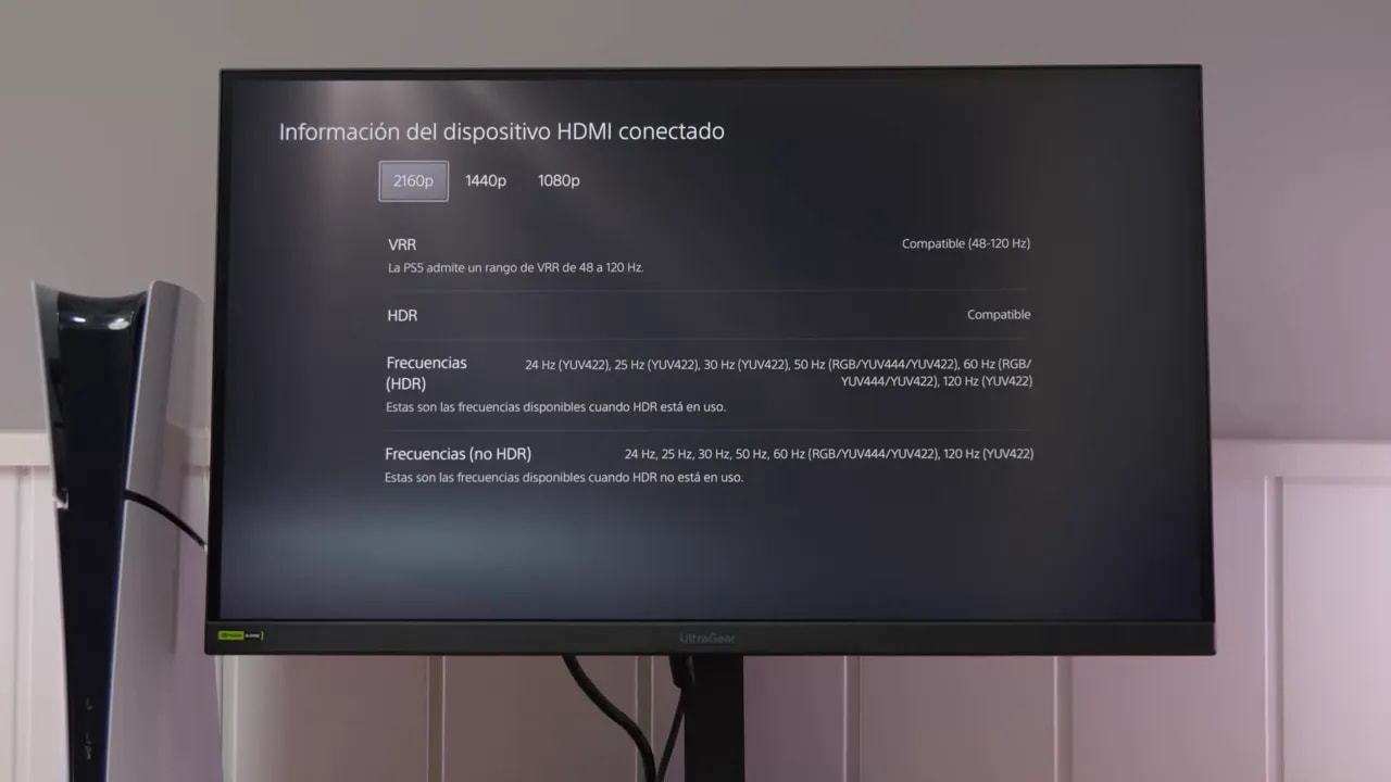 Pantalla de información HDMI del LG 27G640A mostrando compatibilidad con VRR y HDR en PS5