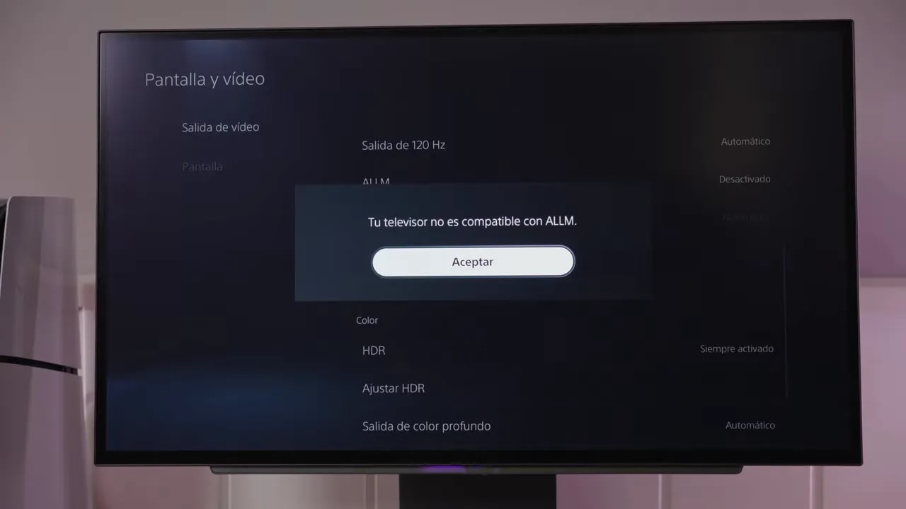 Parte trasera del LG 27GX790A con puertos HDMI y DisplayPort visibles