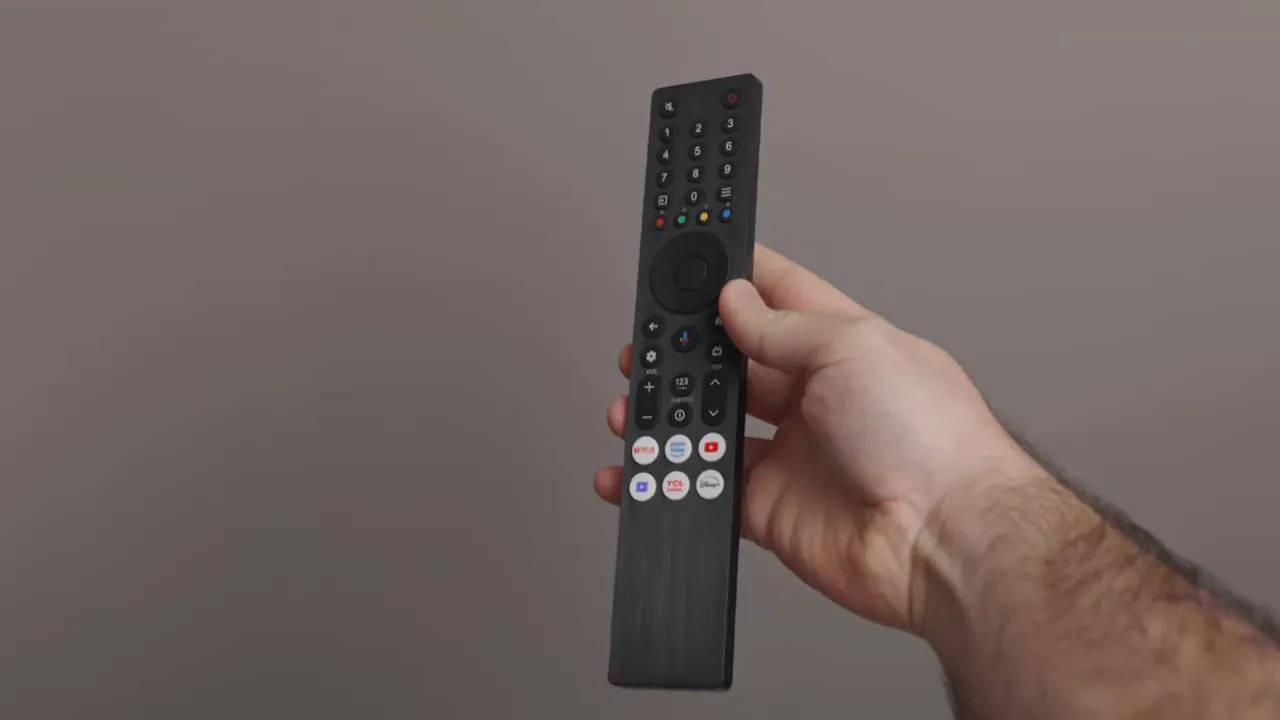 Mando a distancia de la TCL C6K Q6C QD con el micrófono integrado