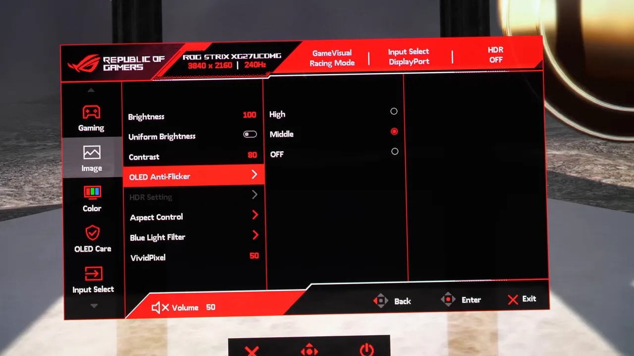Menú del OSD del Asus ROG XG27UCDMG con OLED Anti-Flicker y niveles Middle y High