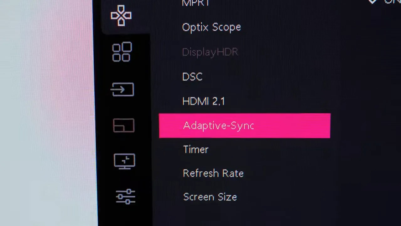 Pantalla con texto desenfocado que no permite ver claramente el ajuste durante la prueba