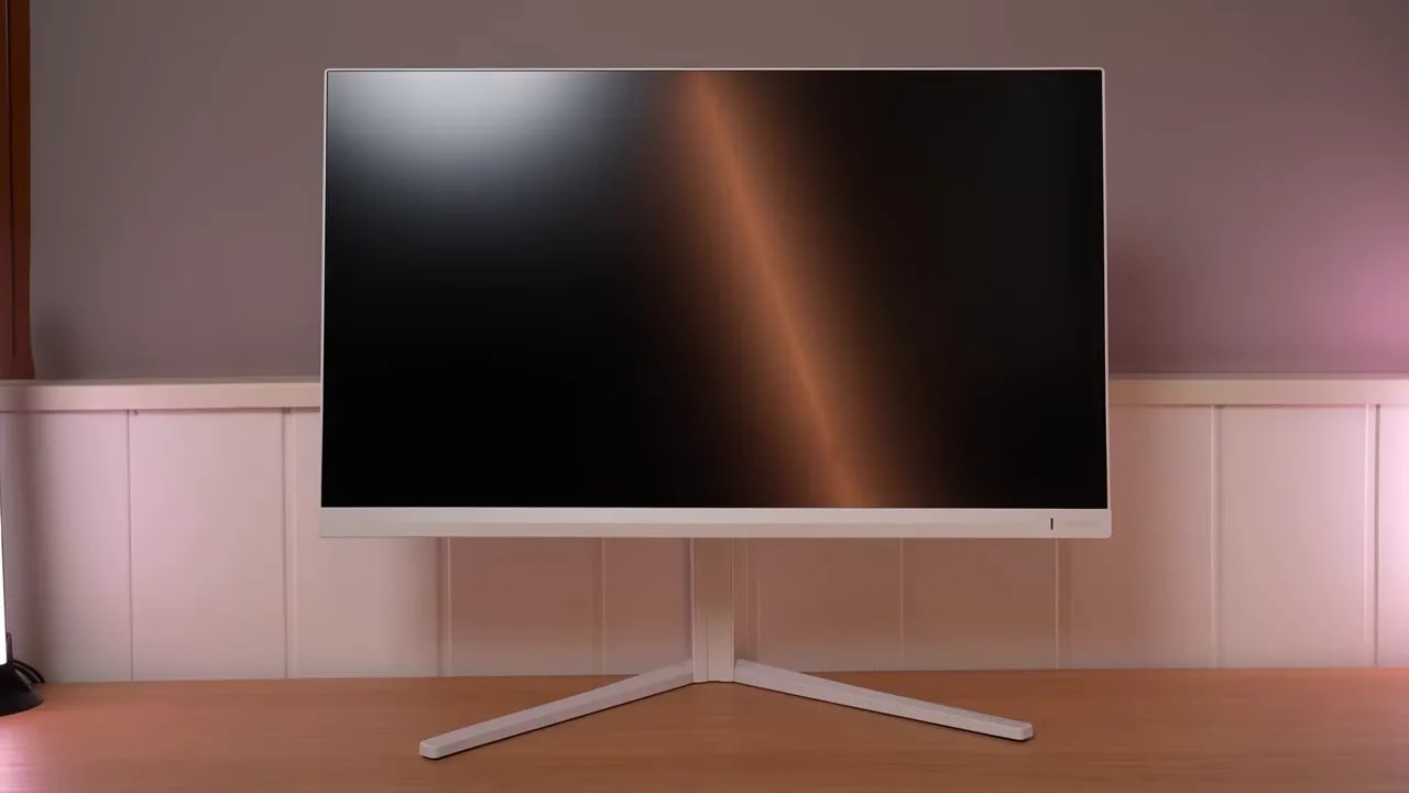 Philips Evnia 27M2N3501PA mostrando acabado mate y tratamiento antirreflejos