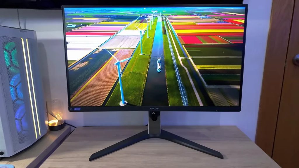 Xiaomi Mini LED G Pro 27i mostrando prueba de color y nitidez en pantalla
