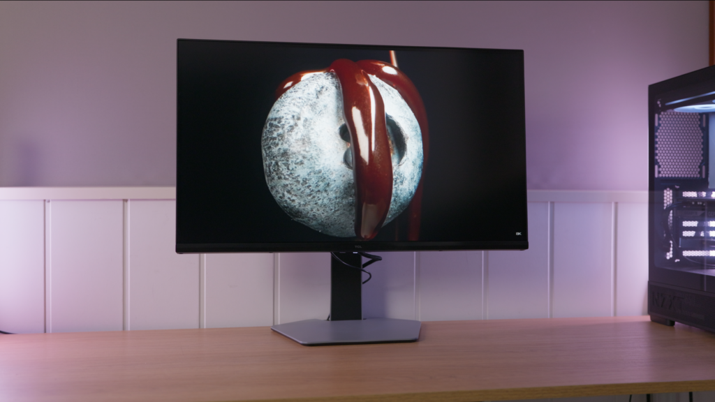 TCL 27P2A Pro: Vista frontal.